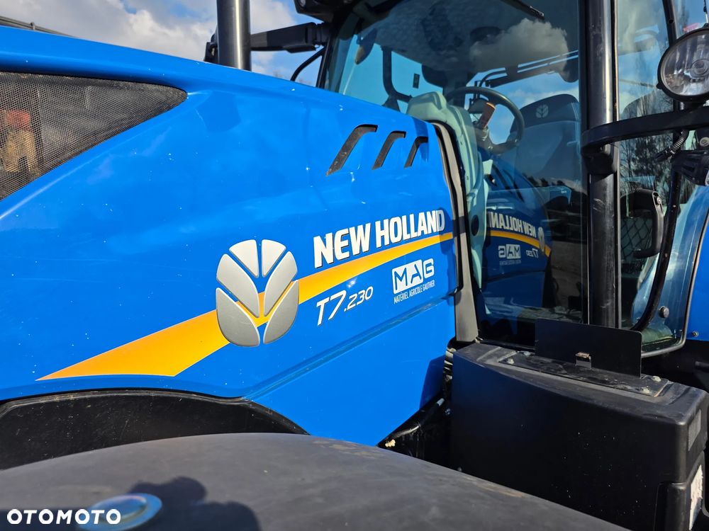New Holland T7.230 - 21