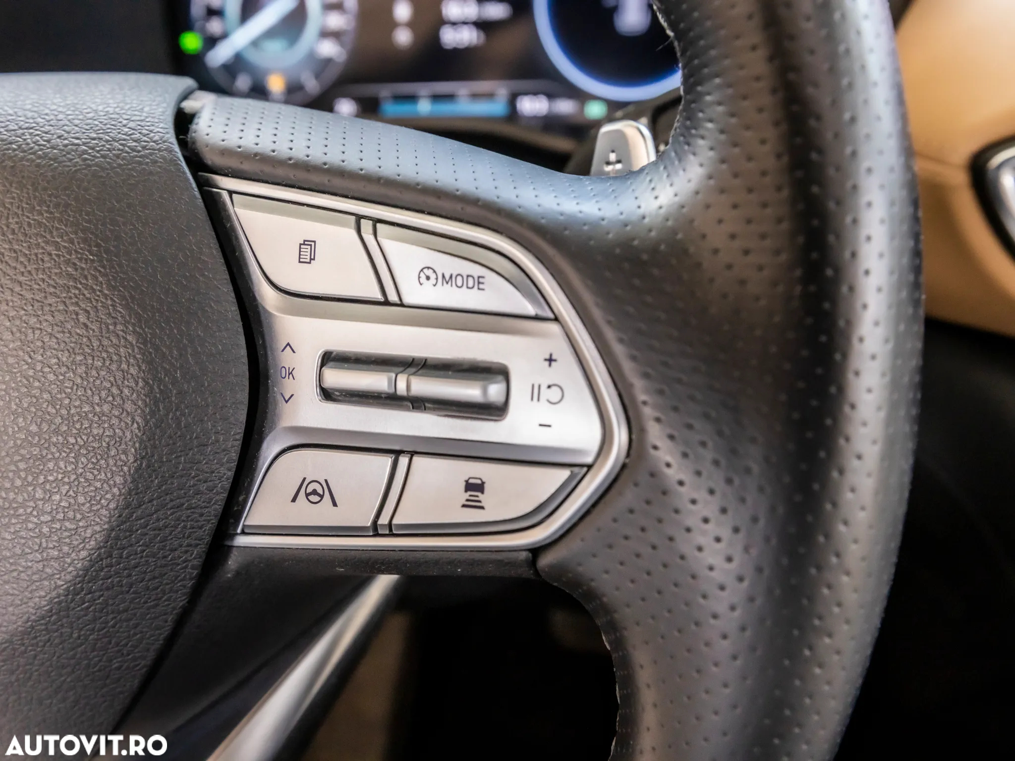 Hyundai Santa Fe 1.6 Plugin-Hybrid 4WD Signature - 25