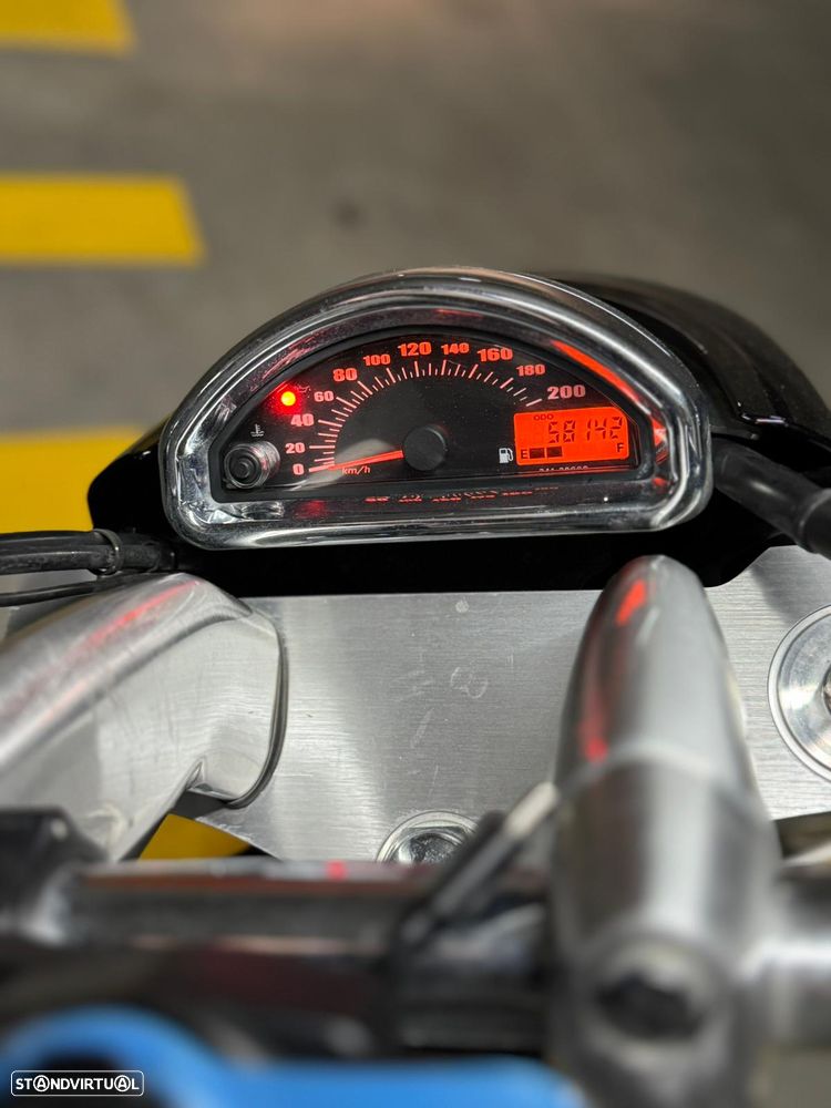 Suzuki Intruder VZ800/M50 - 6