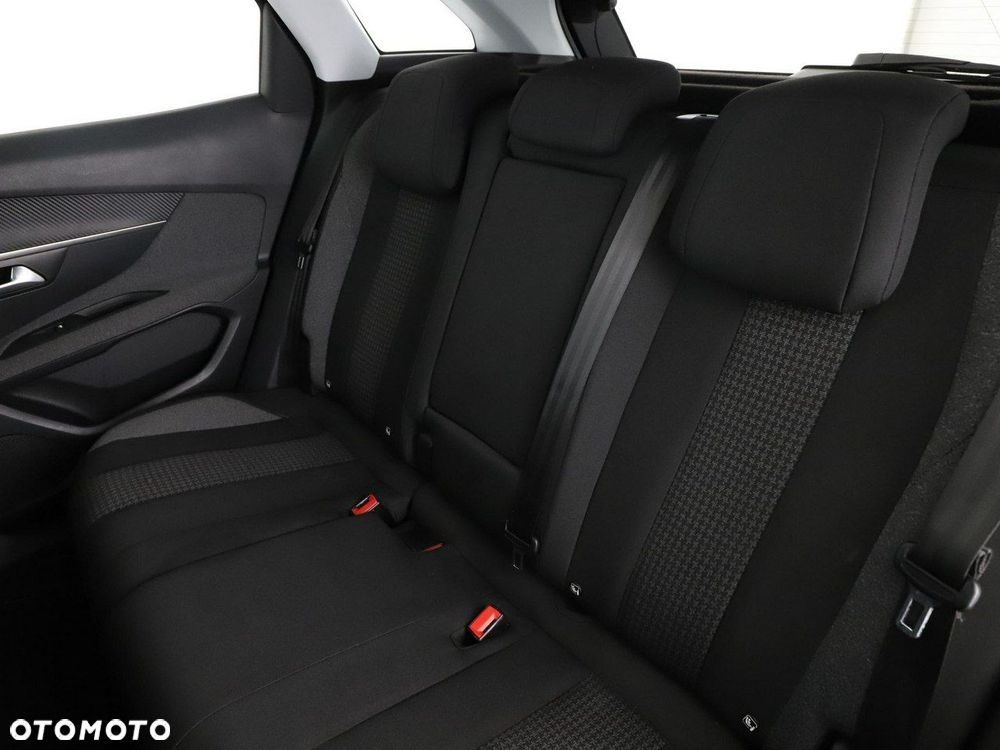 Peugeot 3008 BlueHDi 130 Stop & Start EAT8 Active Business-Paket - 18
