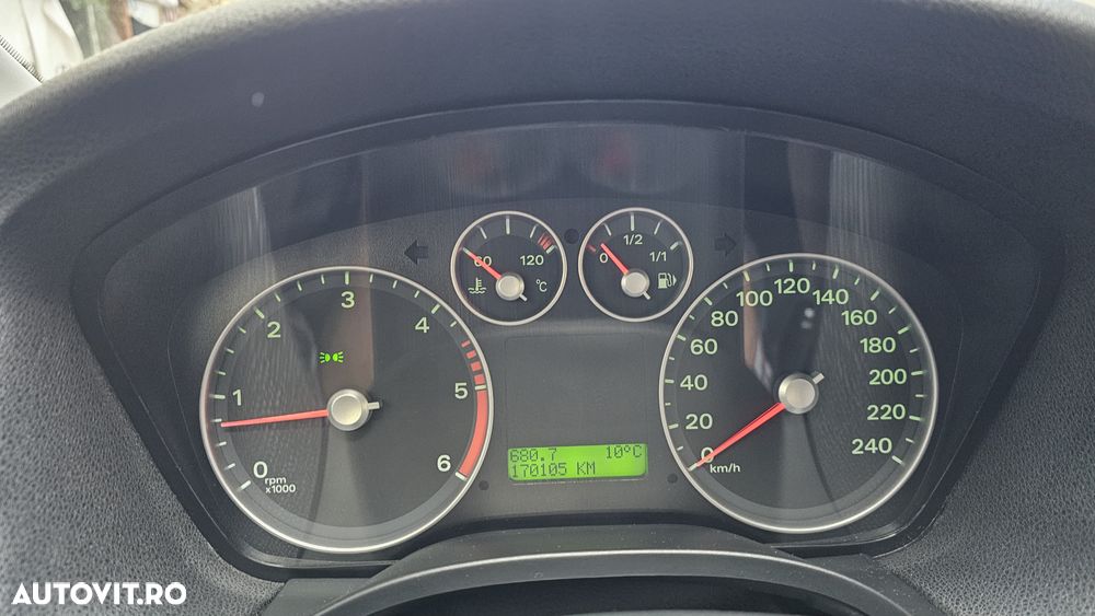 Ford Focus 1.6 TDCi Trend - 6