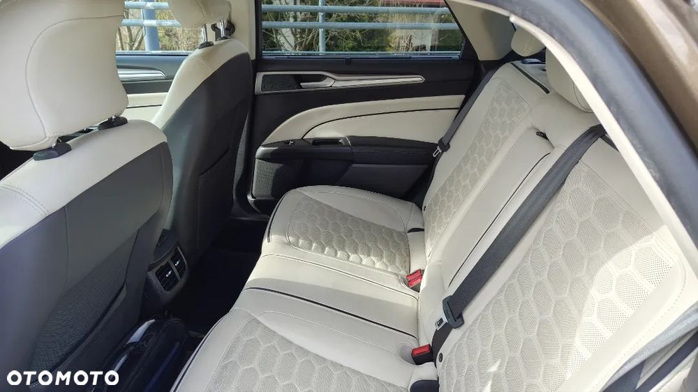 Ford Mondeo Vignale 2.0 TDCi 4WD PowerShift - 15