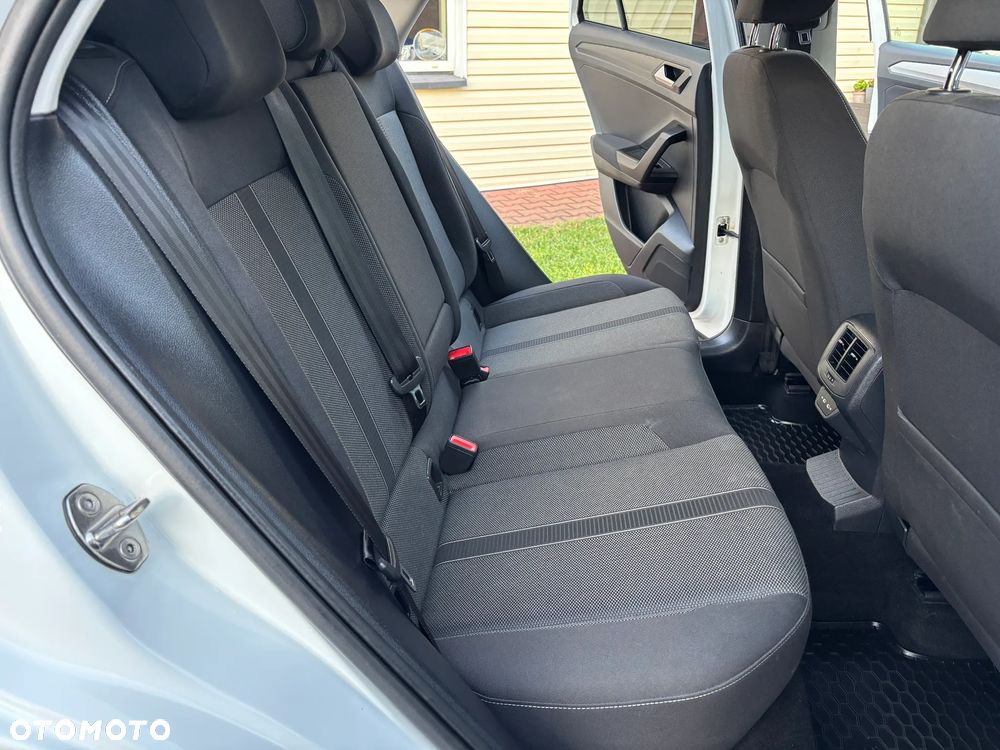 Volkswagen T-Roc 1.5 TSI Life Plus DSG - 24