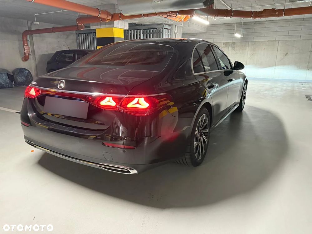Mercedes-Benz Klasa E 220 d 9G-TRONIC - 12