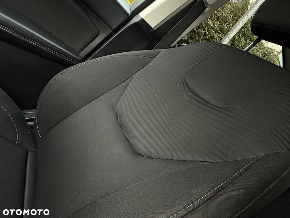 Ford S-Max 2.0 TDCi Trend PowerShift - 21