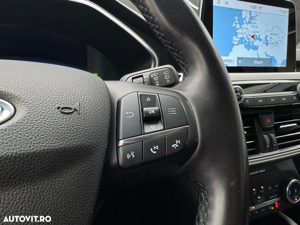 FORD Kuga 2022 — imagine 25