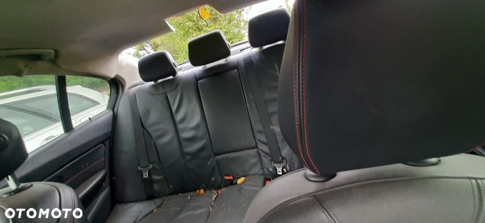 BMW Seria 3 316d - 17