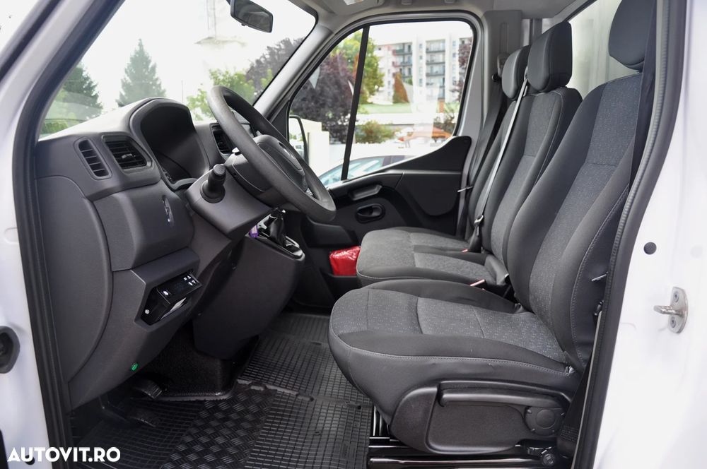 Opel Movano L4H1 2WD HA DT - 12