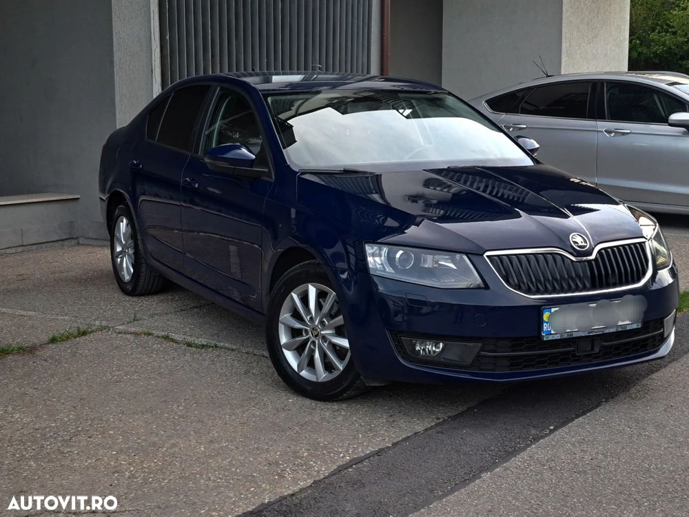 Skoda Octavia 2.0 TDI AMBITION DSG - 1