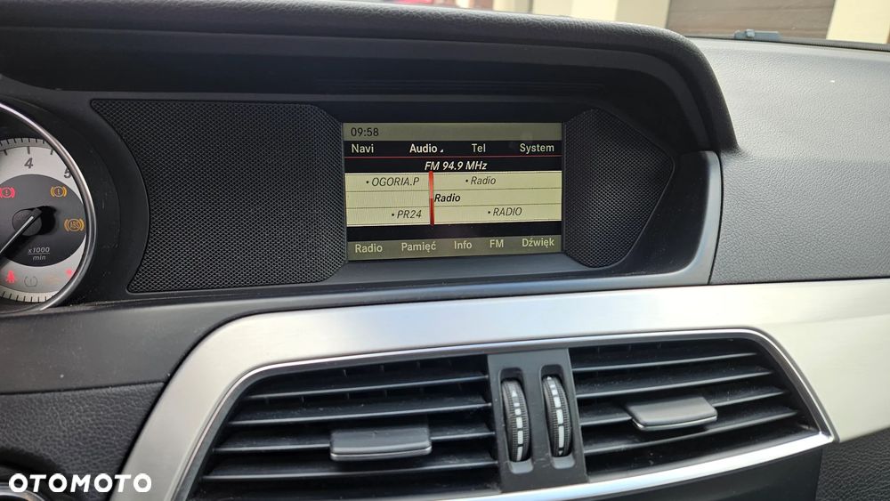 Mercedes-Benz Klasa C 180 Kompressor BlueEFFICIENCY Avantgarde - 22