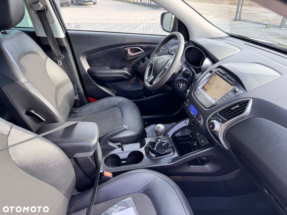 Hyundai ix35 1.7 CRDi 2WD blue Comfort - 32