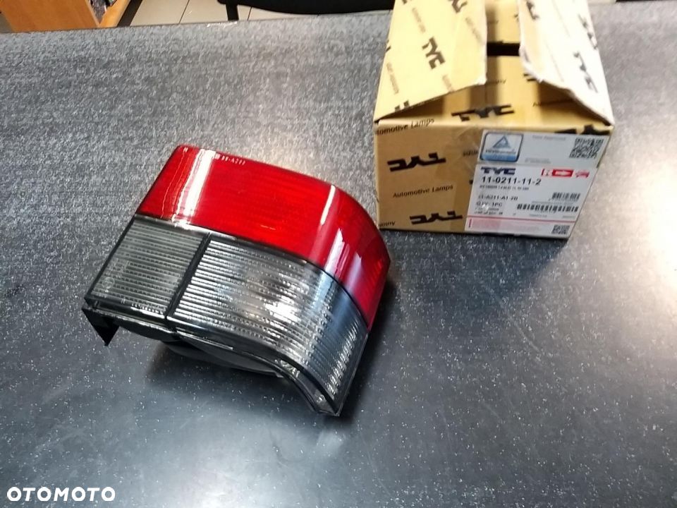 Lampa tył P (kolor kierunkowskazu dymiony) VW TRANSPORTER 07.90-04.03 - 1