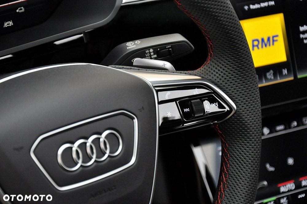 Audi SQ8 e-tron - 24