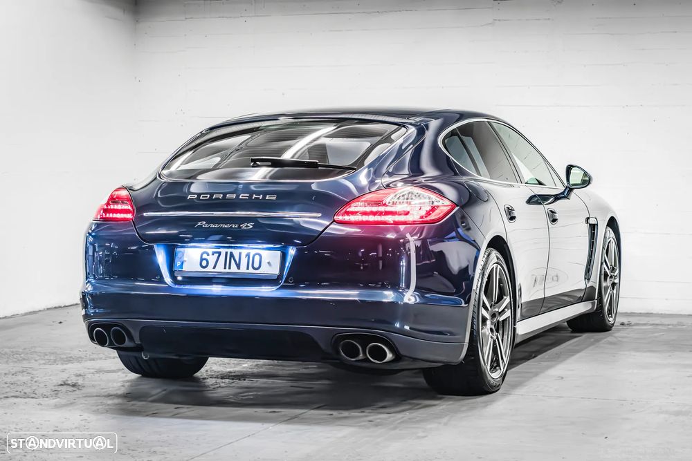 Porsche Panamera - 5