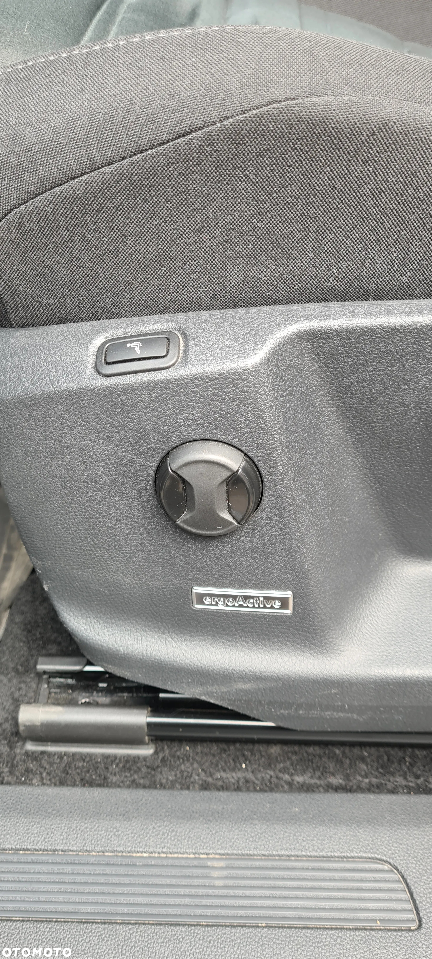 Volkswagen Touran - 18