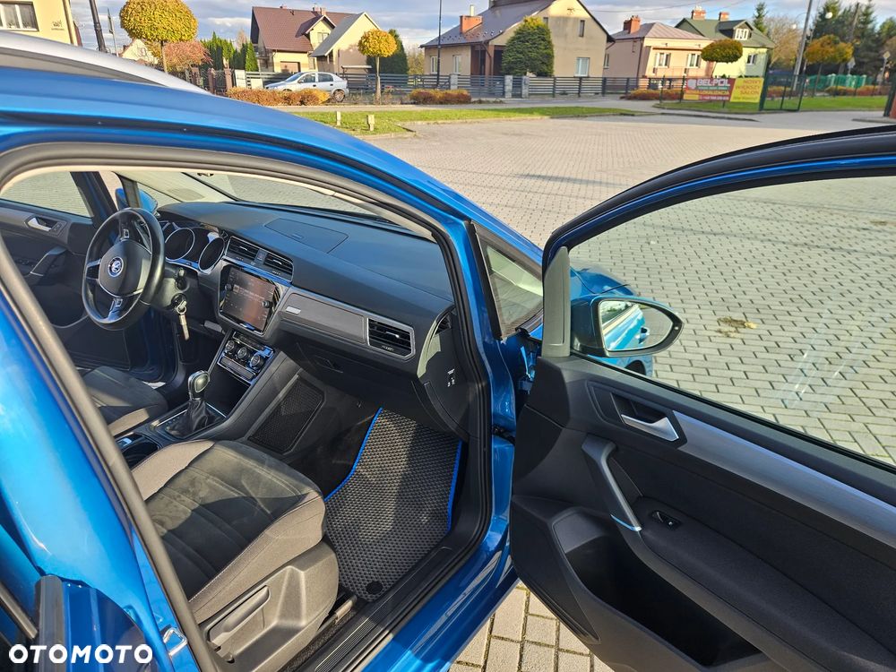 Volkswagen Touran 1.5 TSI EVO Highline DSG - 7