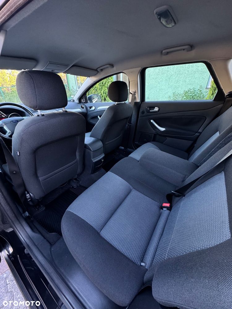 Ford Mondeo 1.6 Trend - 8