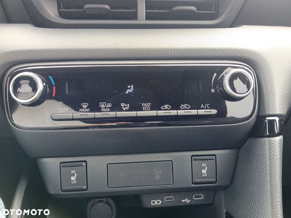 Toyota Yaris Hybrid 1.5 Style - 21