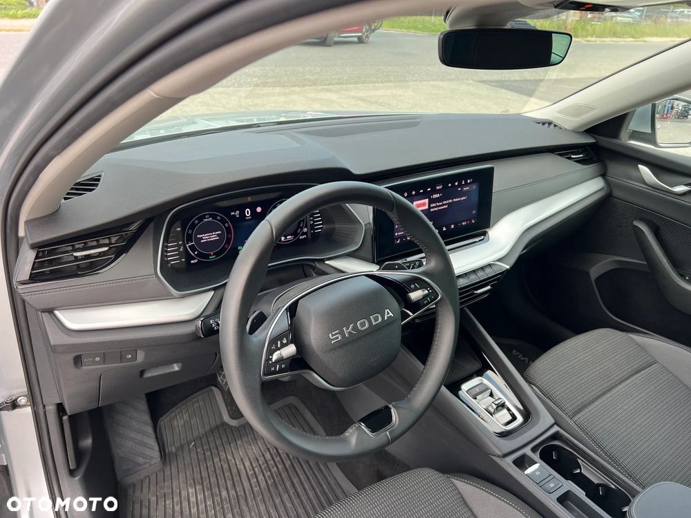 Skoda Octavia 1.5 TSI mHEV Selection DSG - 18