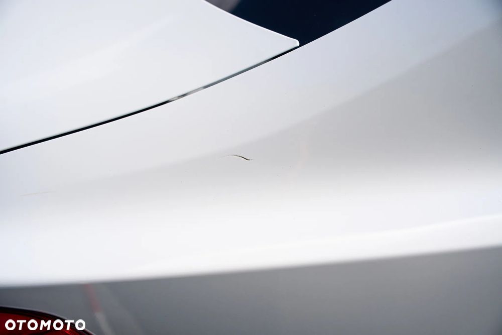 Lexus IS 300h F Sport - 28