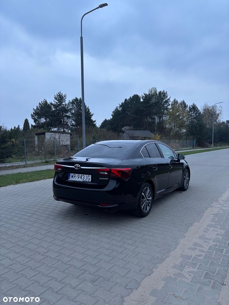 Toyota Avensis 2.0 Premium MS - 7