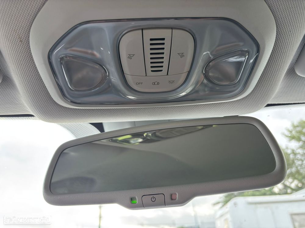 Fiat Tipo Station Wagon 1.3 M-Jet Lounge - 29