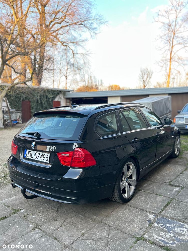 BMW Seria 3 320d - 4
