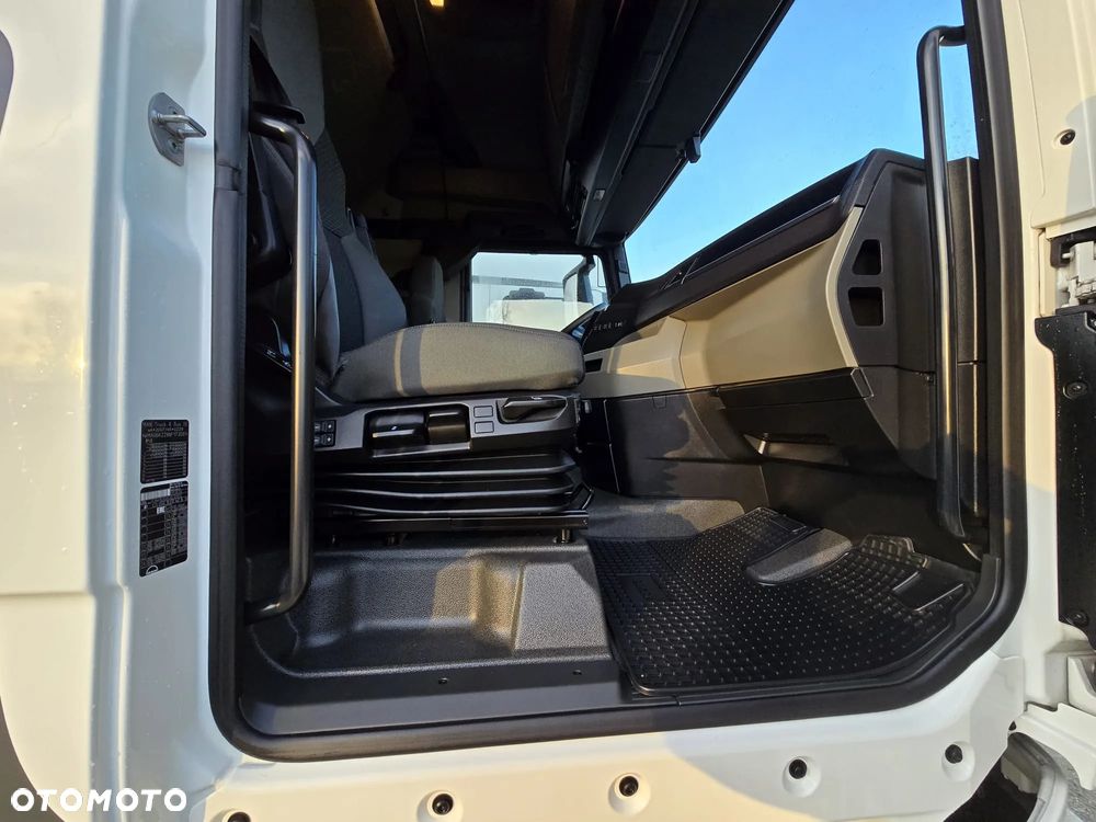 MAN TGX 18.470 / EURO 6 / ACC - 25