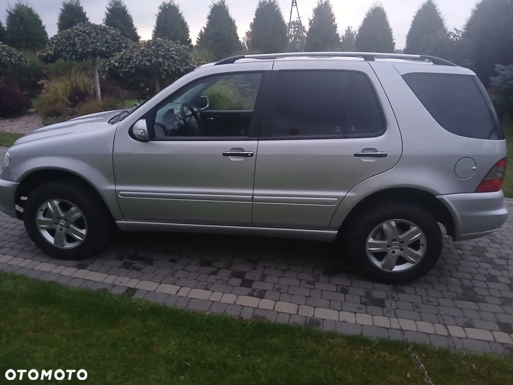 Mercedes-Benz ML - 9