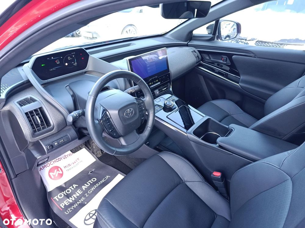 Toyota bZ4X 71.4kWh 4x4 Executive - 28