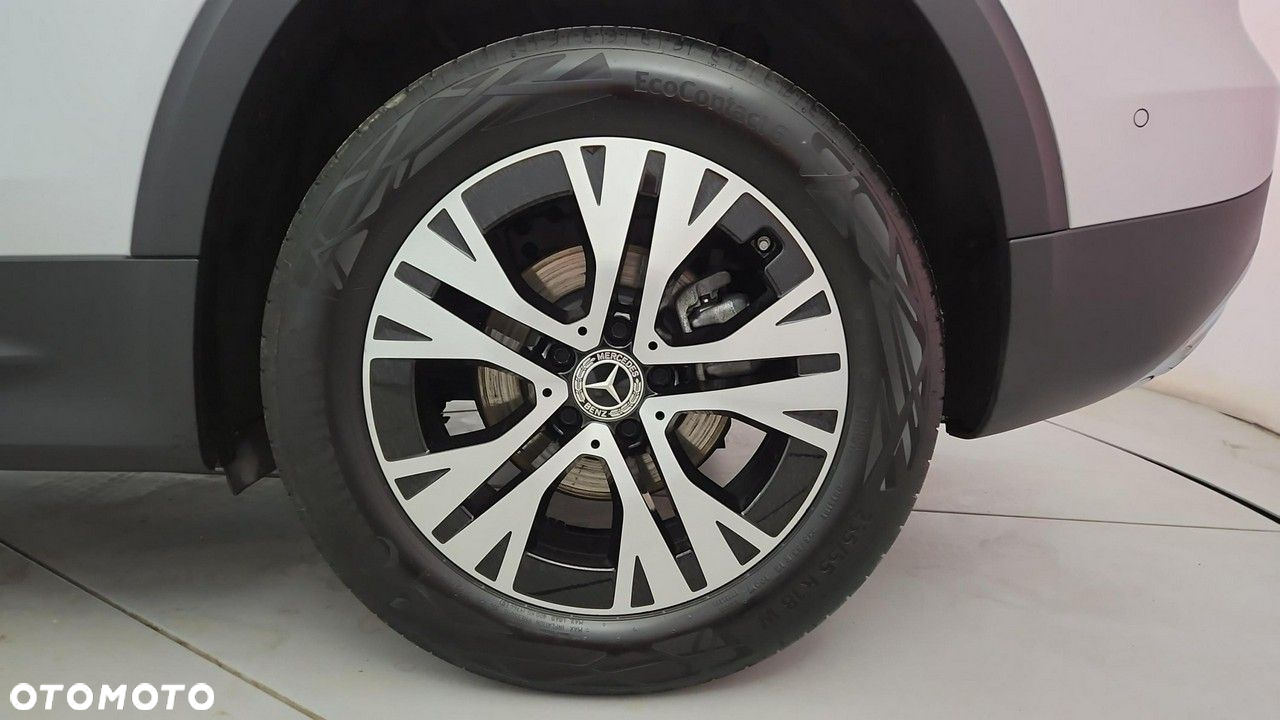 Mercedes-Benz GLB 200 d Progressive 8G-DCT - 28