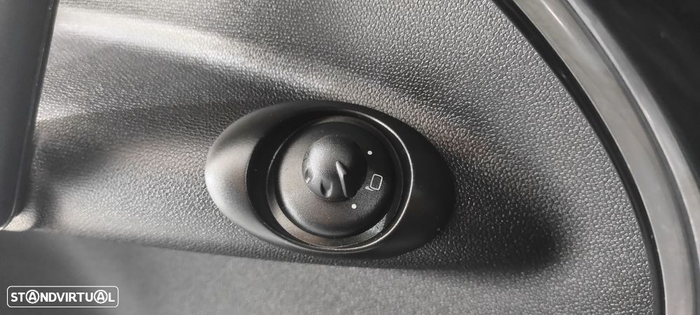 MINI Countryman One D - 38