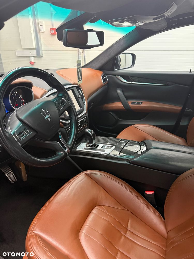 Maserati Ghibli - 18
