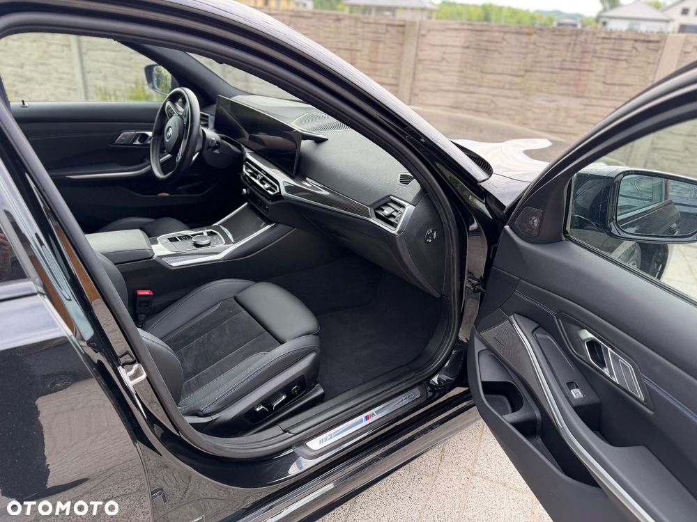 BMW Seria 3 330i xDrive M Sport - 8