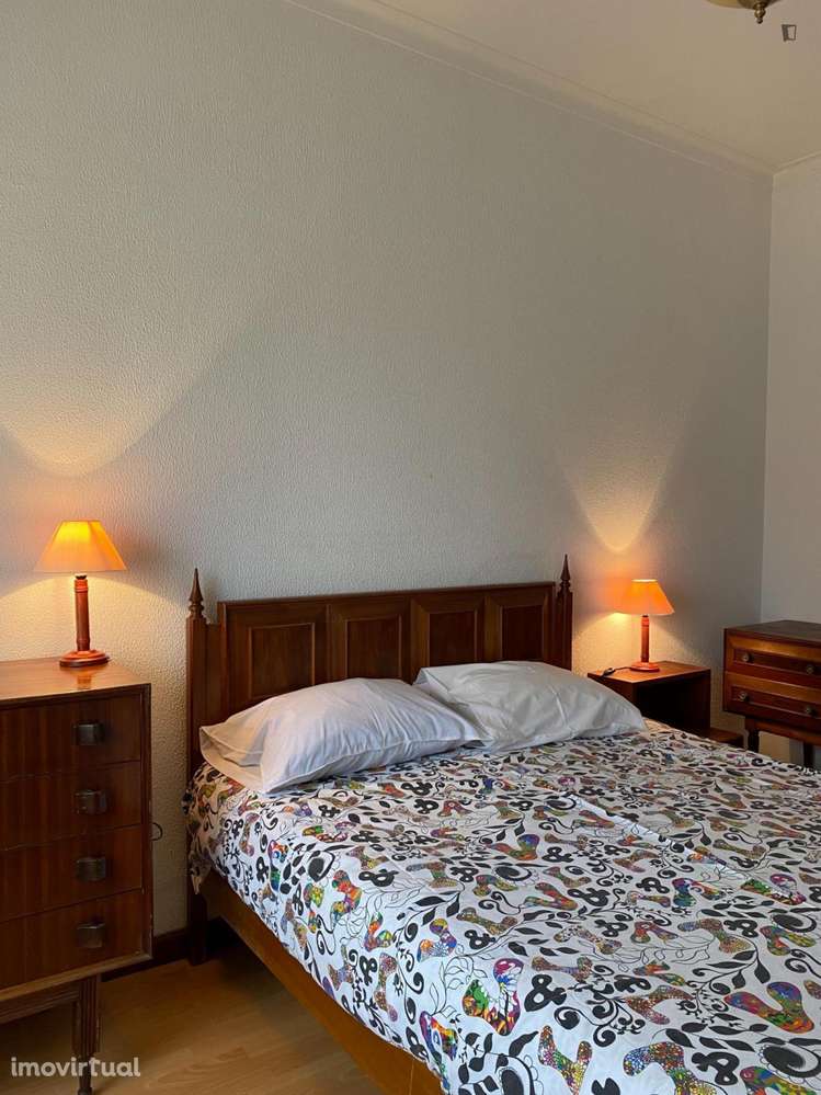 Quarto - localizado em Sé de Braga e São Lázaro Braga - Grande imagem: 3/18