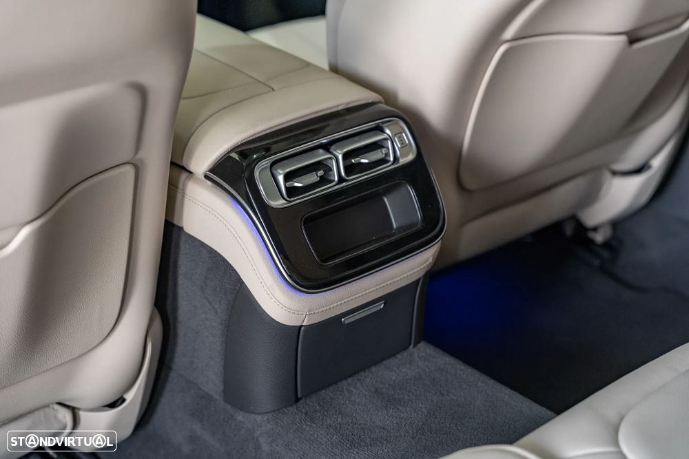 Mercedes-Benz S 580 e - 32