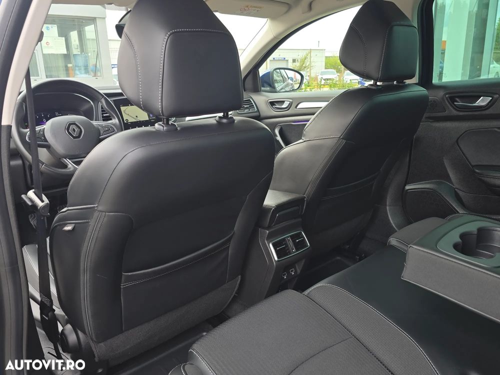 Renault Megane TCe Intens - 10