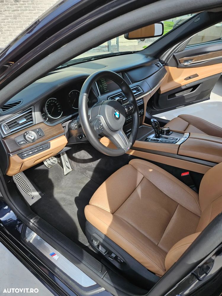 BMW Seria 7 740d xDrive - 14