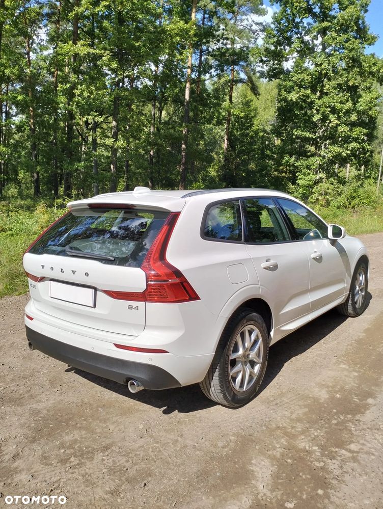 Volvo XC 60 B4 B Momentum - 5