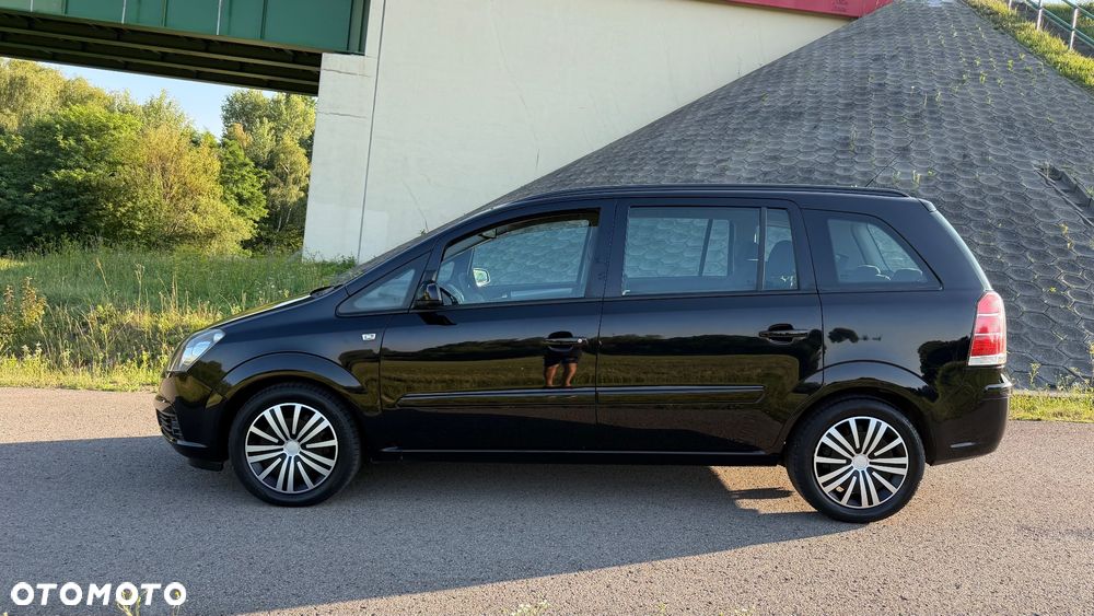 Opel Zafira 1.6 - 5