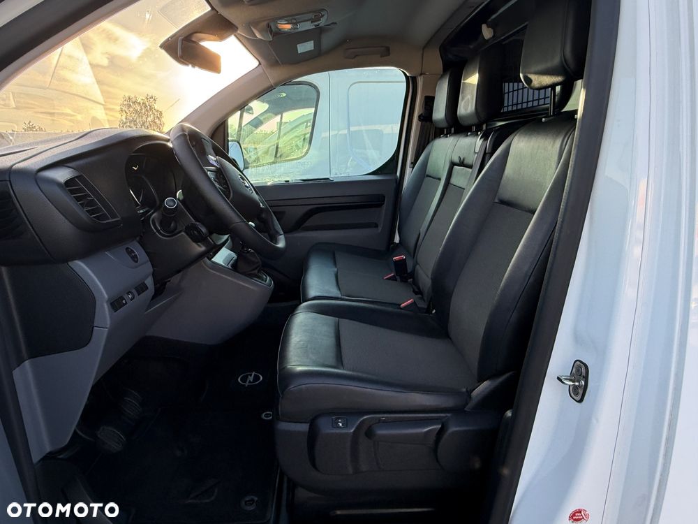 Opel Vivaro/L2/2.0 diesel 150KM/Manual/Klima/HeadUp/Kamera/Navi/PDC/Full opcja - 9
