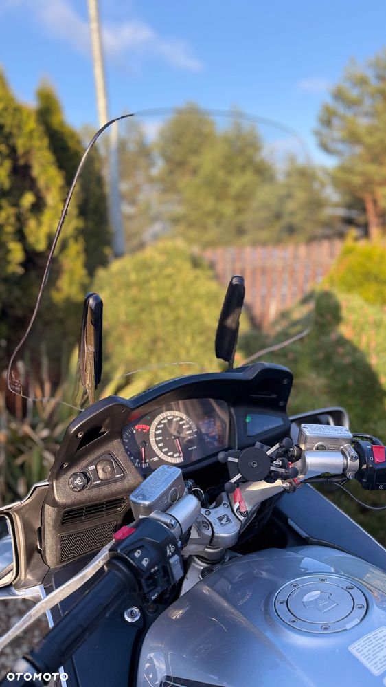 Honda ST - 16