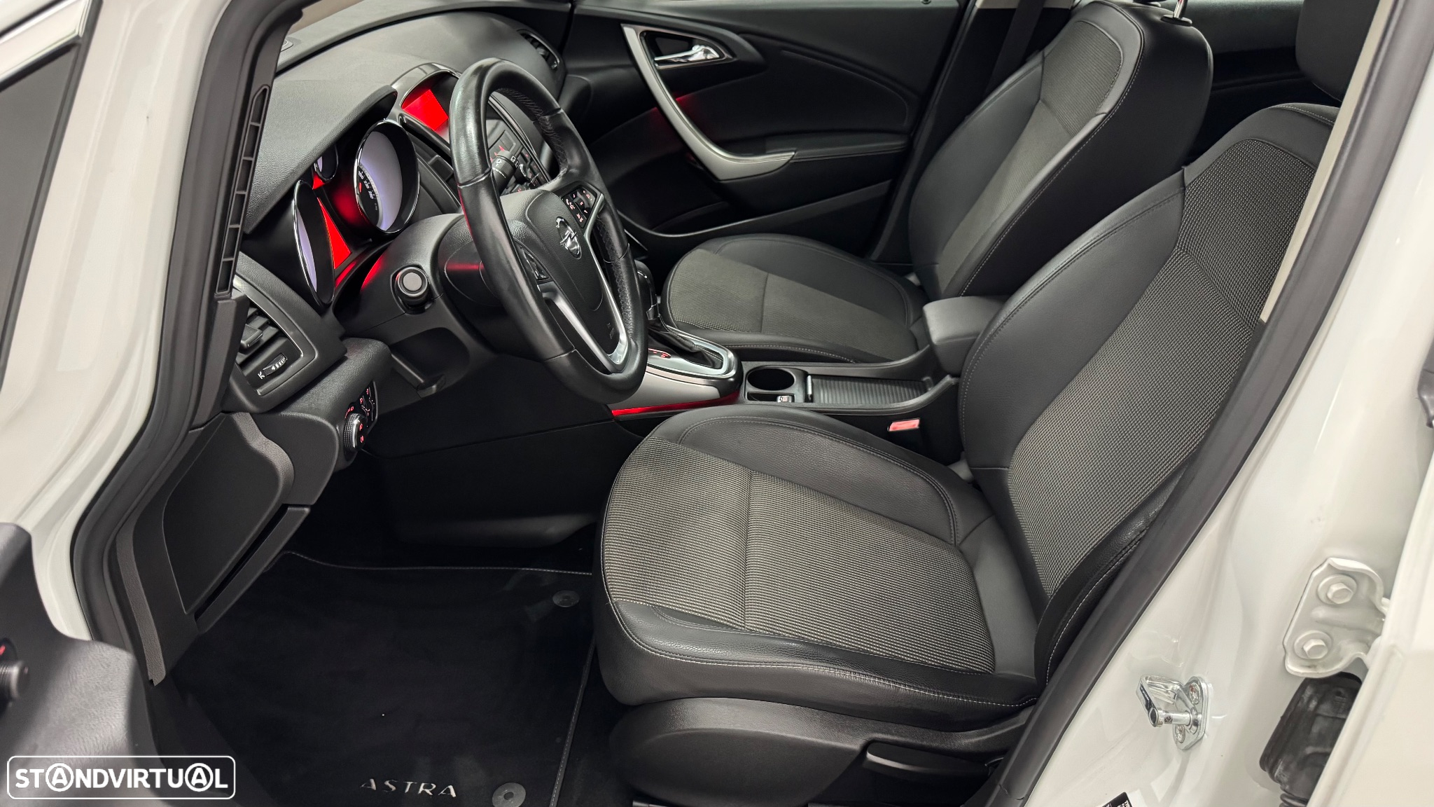 Opel Astra 2.0 CDTi Cosmo Active-Select - 7