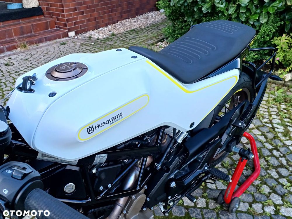 Husqvarna Vitpilen - 34