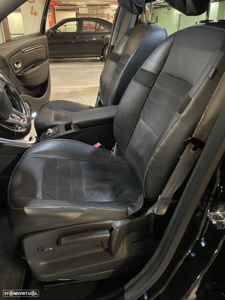 Renault Grand Scénic 1.6 dCi Bose Edition SS - 43