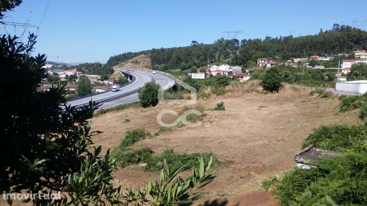 Terrenos em Serzedelo - Guimarães - Grande imagem: 4/7