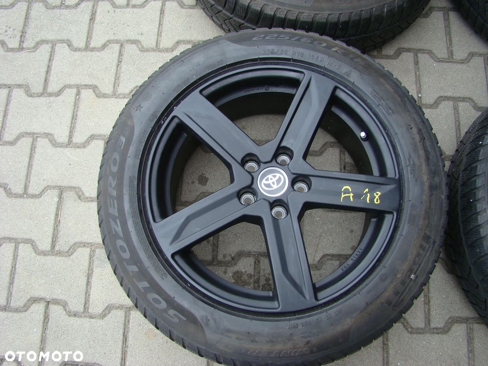 a18 5x114,3 5x114,3 Toyota RAV4 7,5jx18 opony zima 225/60 R18 - 2