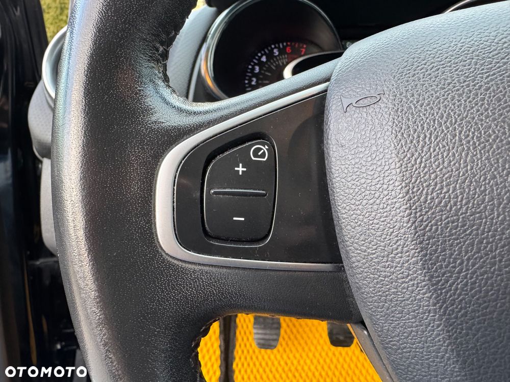 Renault Clio 1.2 16V 75 Limited - 22