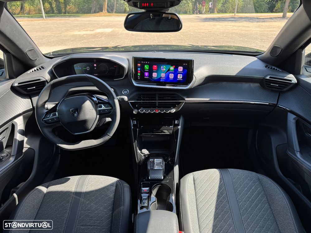 Peugeot e-2008 54 kWh Allure - 23