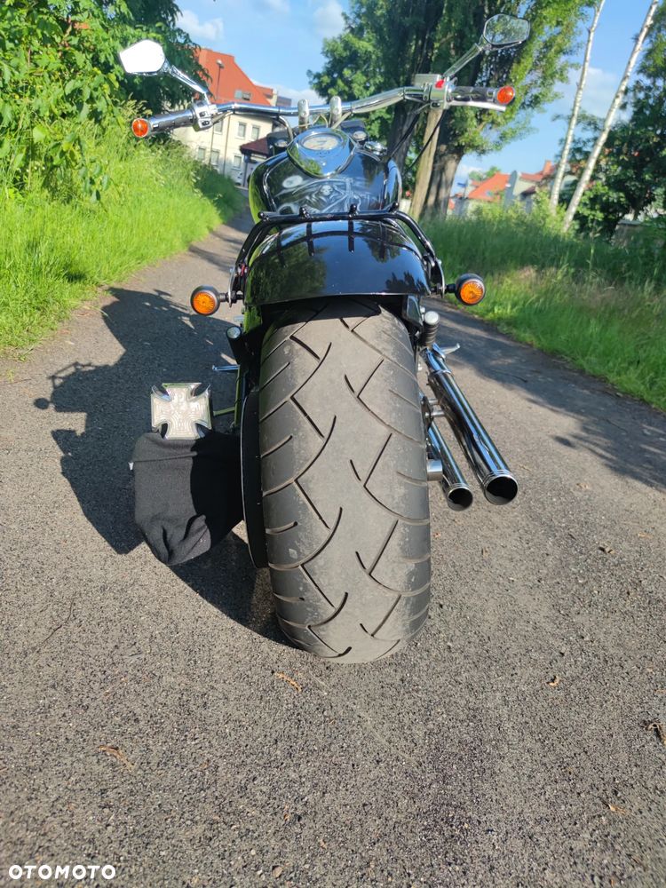 Yamaha Road Star - 8